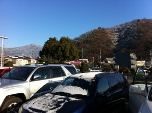 10 朝ヤビツ雪